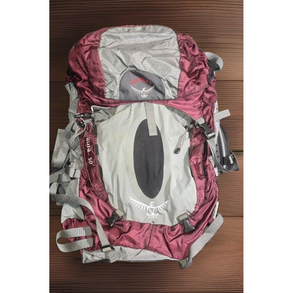 Osprey Aura 50 Hiking / Trail Backing - Women’s Medium - Burgundy Gray Backpack